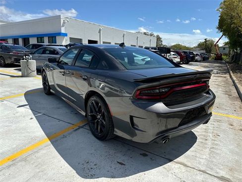 Used 2022 Dodge Charger GT w/ Blacktop Package image 5