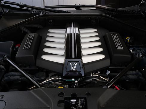 Certified 2021 Rolls-Royce Wraith RWD image 36