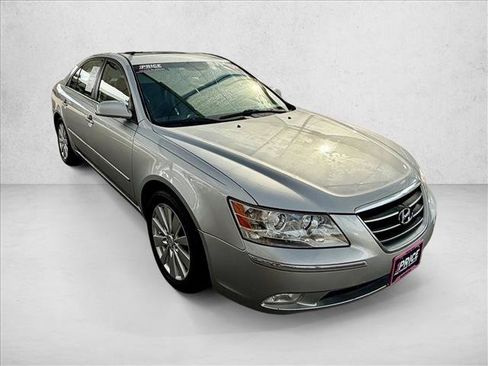 Used 2009 Hyundai Sonata Limited FWD image 7