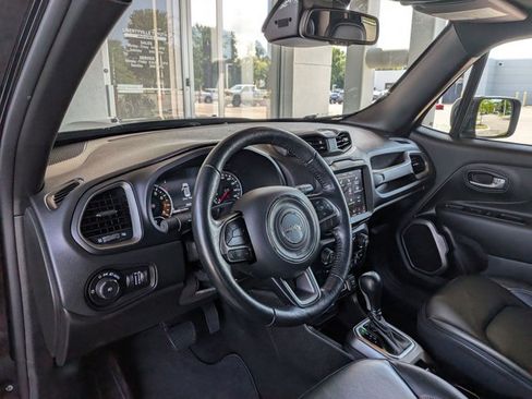 Used 2019 Jeep Renegade Limited w/ Quick Order Package 22P AWD/4WD image 9