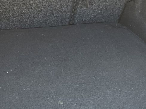 Used 2017 Ford Focus SE FWD image 11