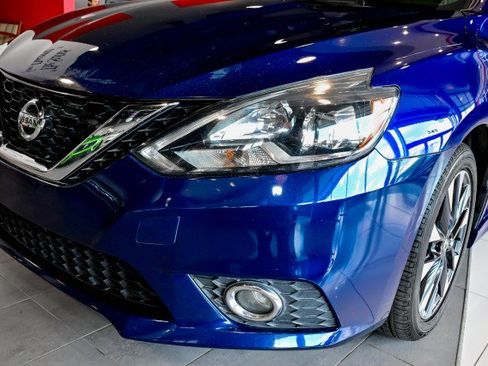 Used 2017 Nissan Sentra SR w/ Electronics Package FWD image 9