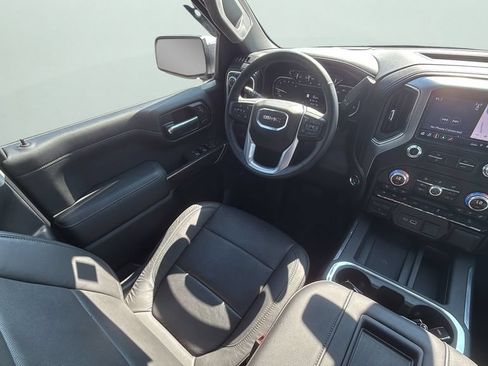 Used 2019 GMC Sierra 1500 SLT w/ SLT Premium Plus Package AWD/4WD image 17