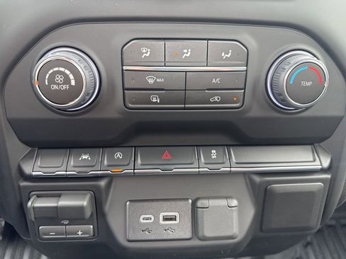 New 2026 Chevrolet Silverado 1500 W/T w/ LPO, Dark Essentials Package AWD/4WD image 36