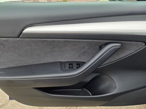 Used 2023 Tesla Model 3 Standard Range image 15