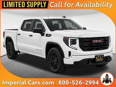 Used 2024 GMC Sierra 1500 Pro w/ Graphite Edition