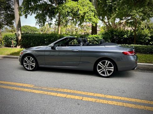 Used 2019 Mercedes-Benz C 300 Cabriolet image 4