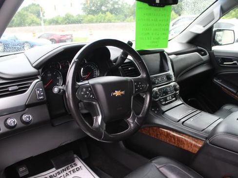 Used 2018 Chevrolet Tahoe Premier AWD/4WD image 10