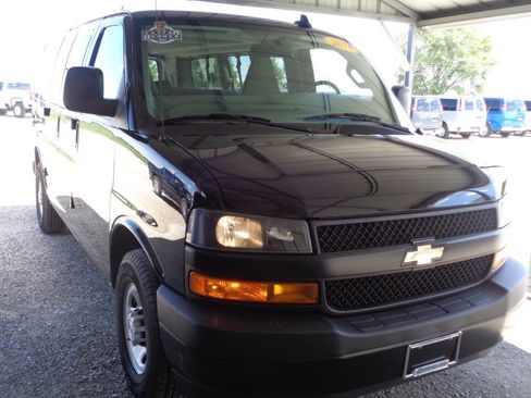 Used 2018 Chevrolet Express 2500 LS w/ Driver Convenience Package RWD image 57