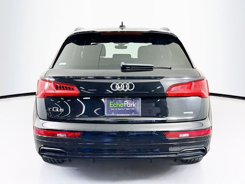 Used 2020 Audi Q5 2.0T Titanium Premium Plus w/ Premium Plus Package AWD/4WD image 7