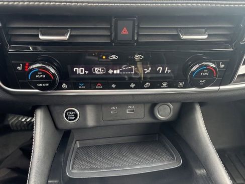 Certified 2023 Nissan Rogue SL w/ SL Premium Package image 14