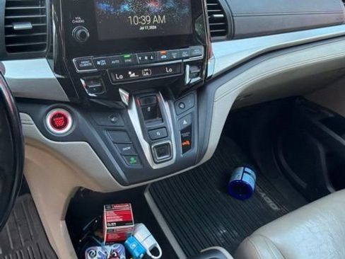 Used 2018 Honda Odyssey EX-L image 7