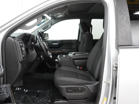 Used 2021 Chevrolet Silverado 1500 LT w/ Z71 Off-Road Package AWD/4WD image 19