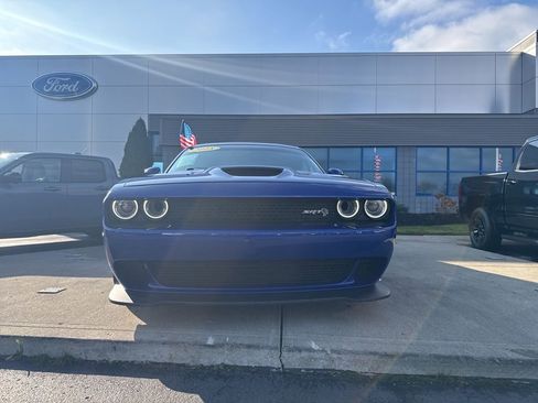Used 2018 Dodge Challenger SRT Hellcat image 5