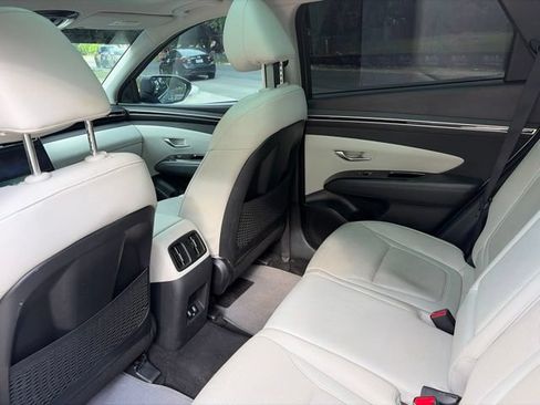 Used 2024 Hyundai Tucson Limited FWD image 9