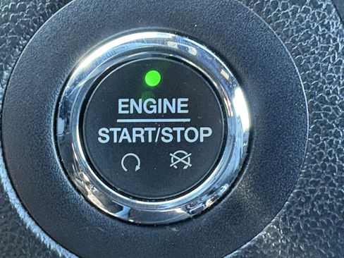 Used 2018 Ford Explorer Limited w/ Equipment Group 301A image 20