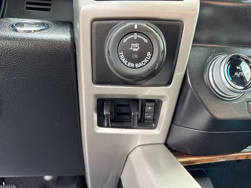 Used 2020 Ford F150 Lariat w/ Equipment Group 502A Luxury AWD/4WD image 48
