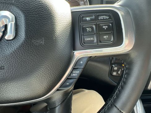 Used 2022 RAM 3500 Laramie image 20