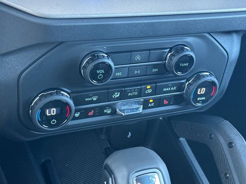 New 2025 Ford Bronco Outer Banks w/ Sasquatch Package image 22