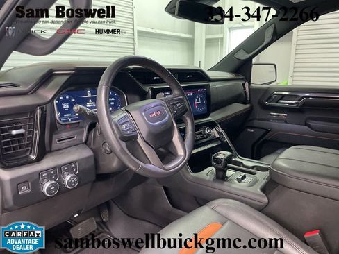 Used 2023 GMC Sierra 1500 AT4 w/ AT4 Preferred Package AWD/4WD image 9