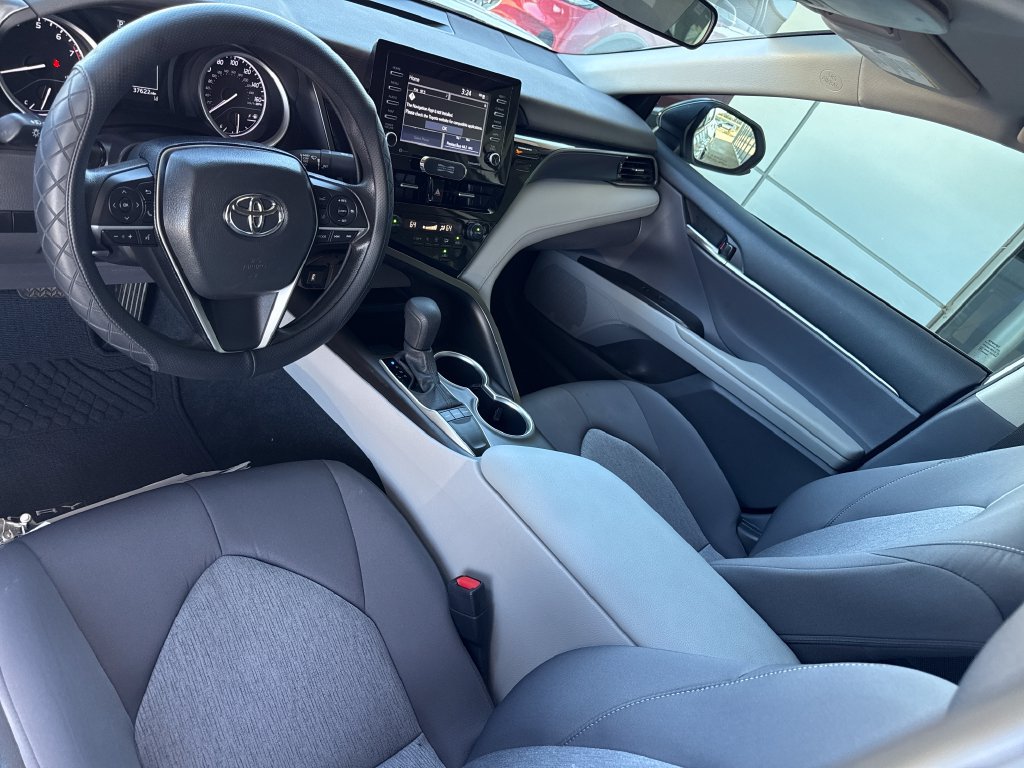 Used 2024 Toyota Camry LE FWD image 20