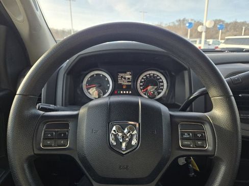 Used 2013 RAM 1500 Express image 28