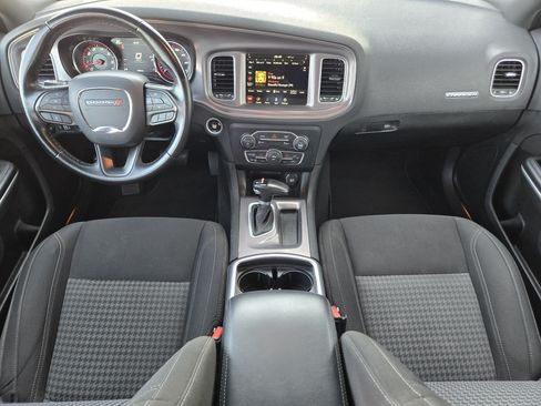 Used 2023 Dodge Charger SXT RWD image 2