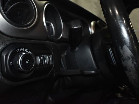 Used 2020 Jeep Wrangler Sport image 25
