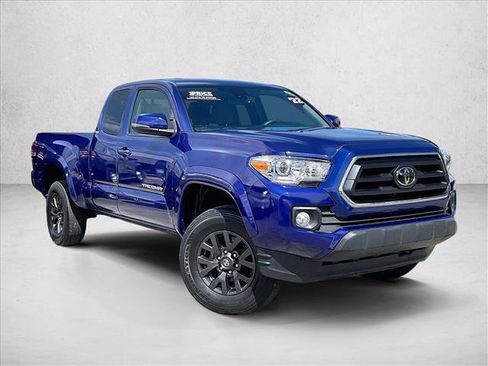 Used 2022 Toyota Tacoma SR5 w/ Technology Package RWD image 12