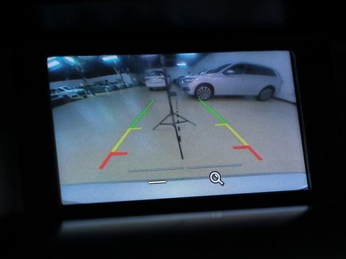 Used 2018 Ford Focus SE image 26