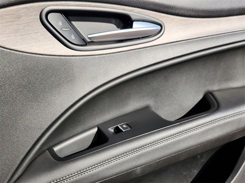 Used 2022 Alfa Romeo Stelvio Ti image 21