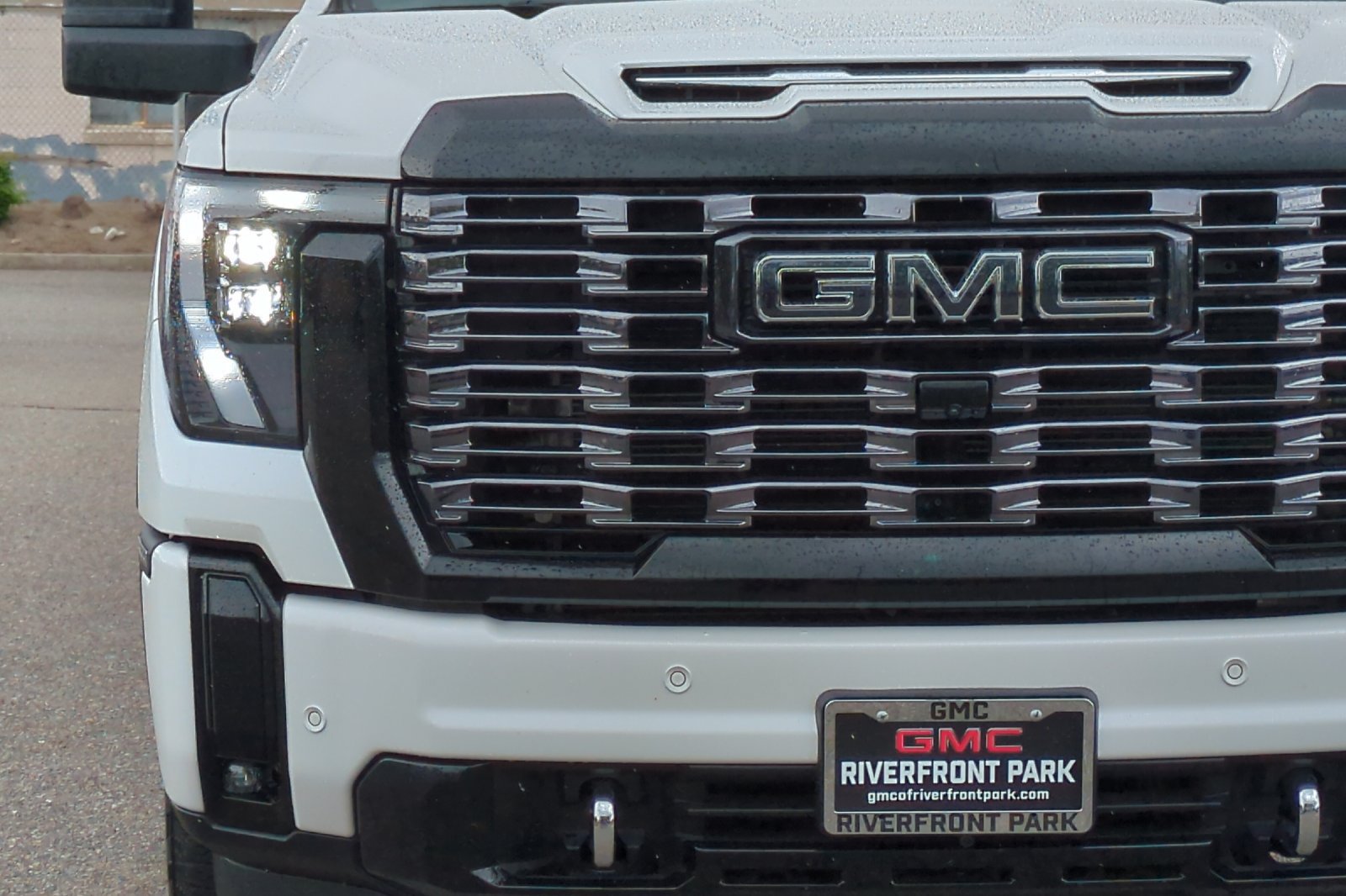 Used 2025 GMC Sierra 2500 Denali Ultimate AWD/4WD image 44