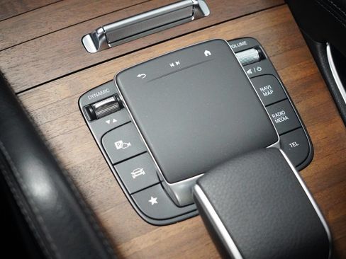 Certified 2024 Mercedes-Benz GLE 350 4MATIC image 26