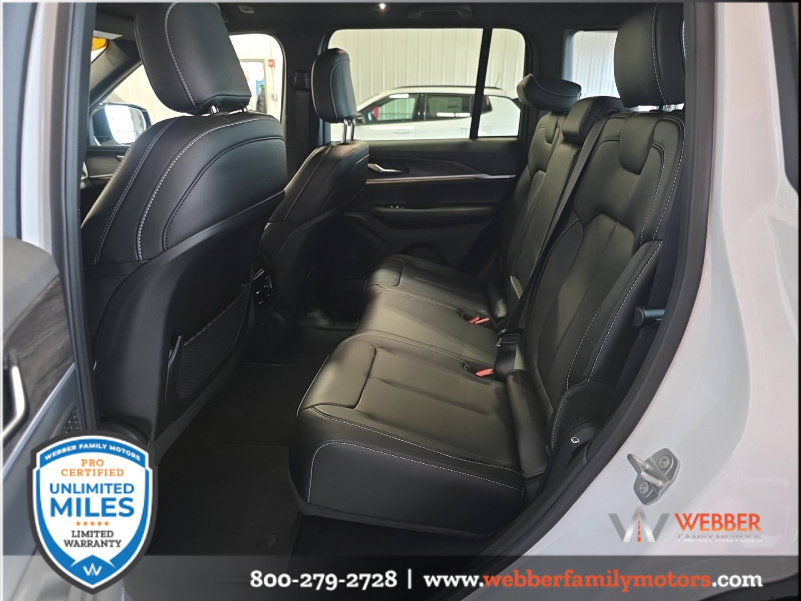 New 2027 Jeep Grand Cherokee Limited AWD/4WD image 11