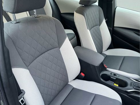 Used 2023 Toyota Corolla LE image 16