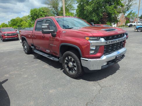 Used 2020 Chevrolet Silverado 3500 LT w/ All Star Edition AWD/4WD image 2