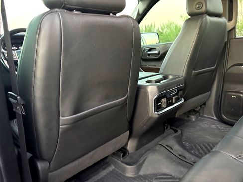 Used 2020 GMC Sierra 1500 SLT w/ SLT Premium Package image 21