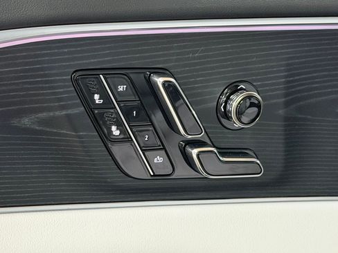 New 2026 Cadillac Lyriq Sport AWD/4WD image 17