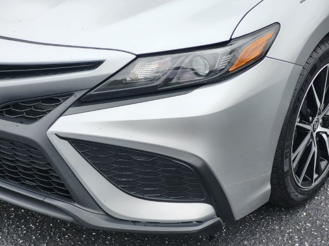 Used 2024 Toyota Camry SE FWD image 6