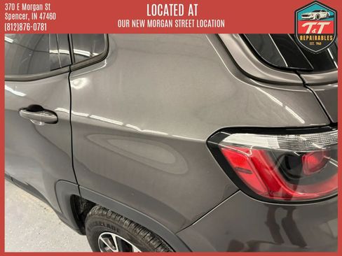 Used 2019 Jeep Compass Trailhawk w/ Cold Weather Group AWD/4WD image 22