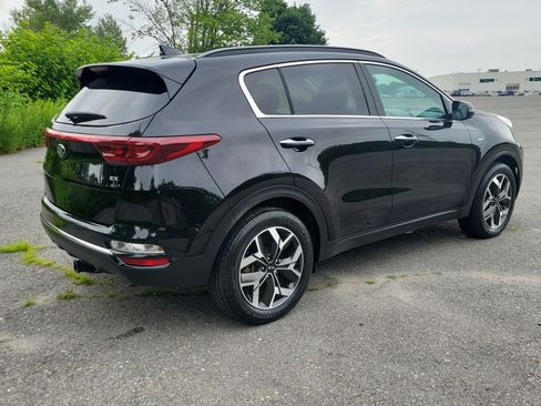 Used 2021 Kia Sportage EX w/ EX Technology Package AWD/4WD image 5