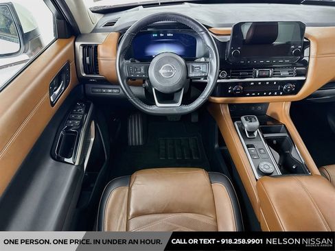 Certified 2024 Nissan Pathfinder Platinum w/ Cargo Package AWD/4WD image 24