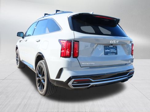 Used 2023 Kia Sorento SX image 5