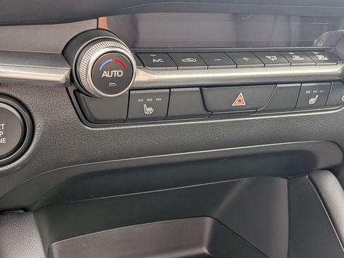New 2026 MAZDA MAZDA3 s FWD image 31