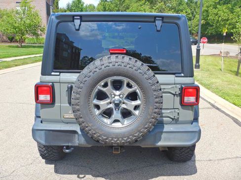 Used 2020 Jeep Wrangler Unlimited Sport AWD/4WD image 11