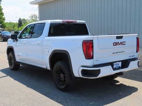 Used 2022 GMC Sierra 1500 AT4X image 10