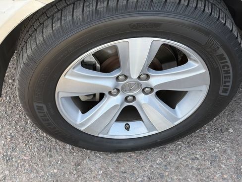 Used 2010 Acura MDX w/ Technology Package AWD/4WD image 5