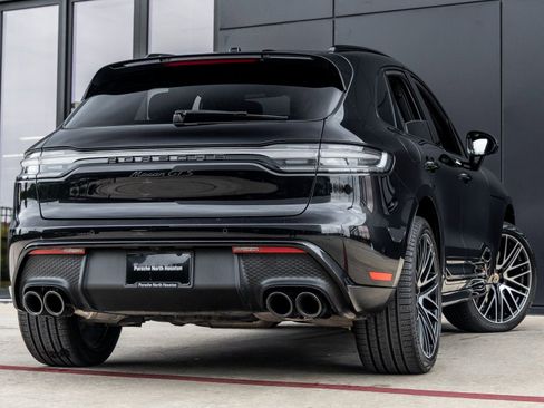 Used 2023 Porsche Macan GTS image 9
