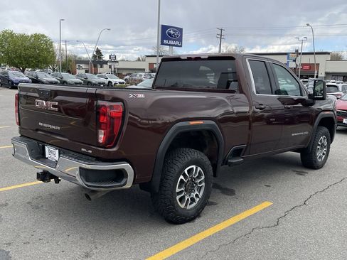 Used 2024 GMC Sierra 2500 SLE AWD/4WD image 9