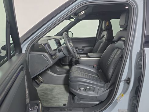 Used 2023 Rivian R1S Adventure Quad AWD/4WD image 20